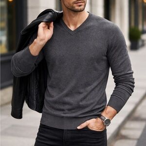 Eddie Bauer Men's Charcoal V-Neck Sweater